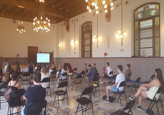 Los ganadores de los concursos de la Cátedra de Ludificació i Govern Obert a la Ciutat de València reciben sus premios